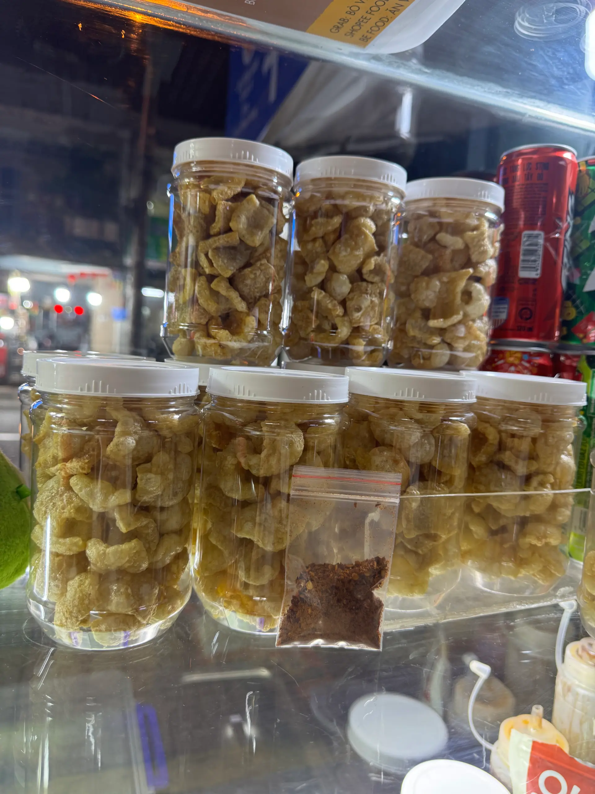 Hình ảnh Da heo lắc bột ớt 