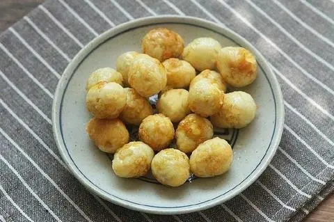 Hình ảnh Trứng Cút Chiên - 5 Trứng 