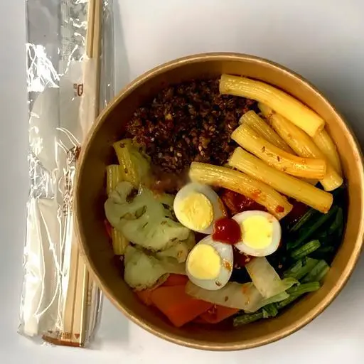Hình ảnh Nui Trộn Sốt Bò Bằm