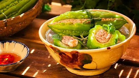 Hình ảnh Canh khổ qua thịt bằm
