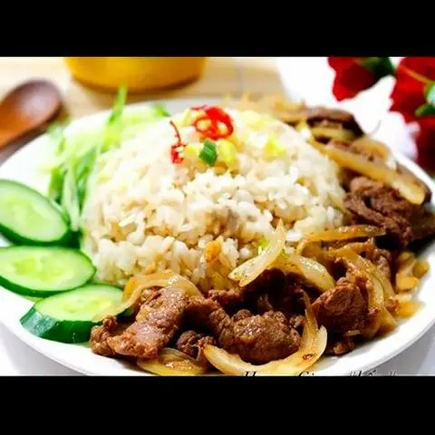 Hình ảnh Cơm bò xào hành