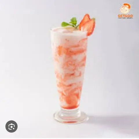 Hình ảnh Sửa Chua dâu ly 900ml