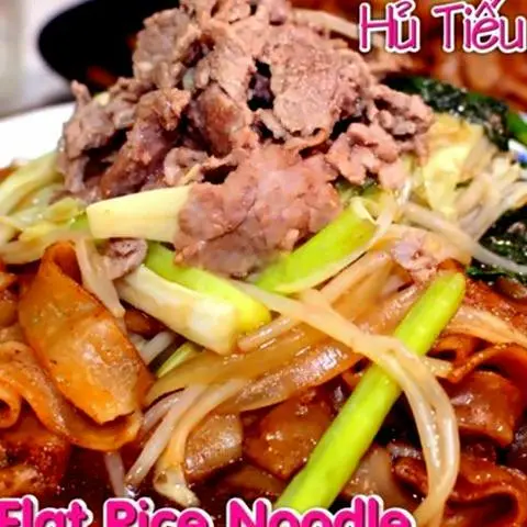 Hình ảnh Phở xào TRỨNG 