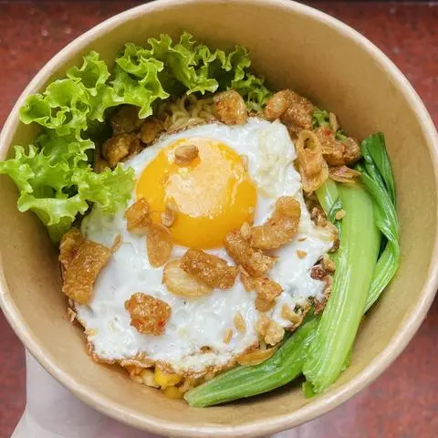 Hình ảnh MÌ TRỘN INDOMIE + TRỨNG PLA