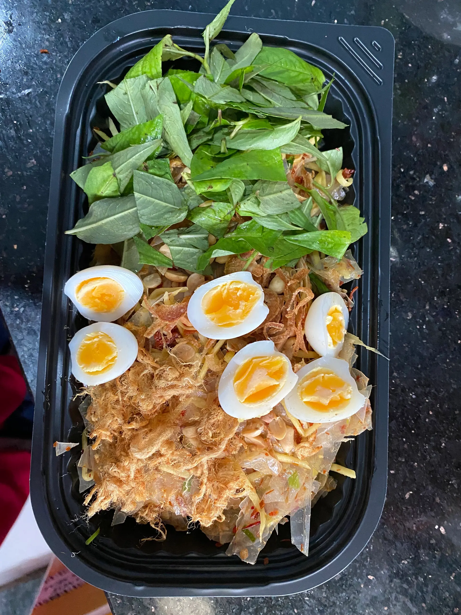 Hình ảnh Bánh tráng trộn lòng đào
