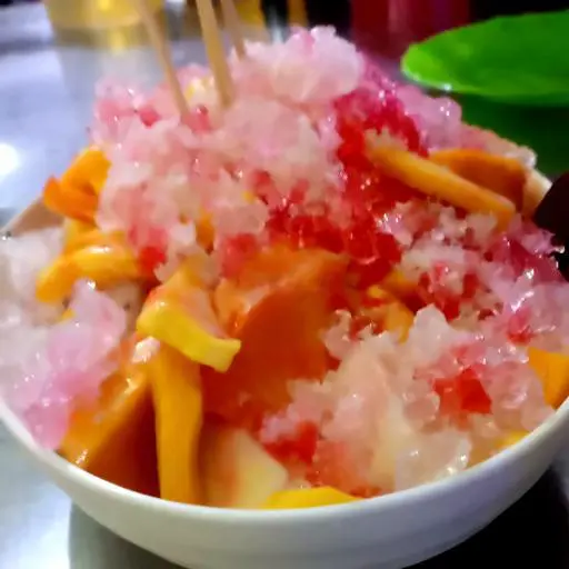 Hình ảnh Trái cây tô siro sữa