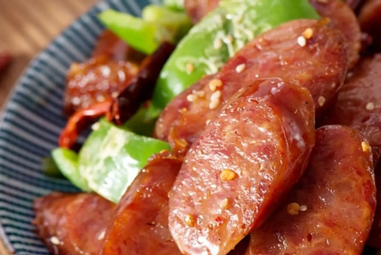 Hình ảnh Cơm Chiên Lạp Xưởng Trứng