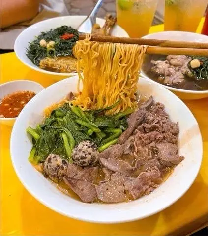 Hình ảnh Mỳ mọc gan chua cay
