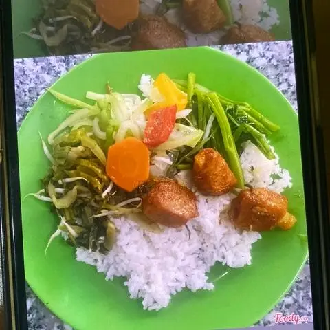Hình ảnh Cơm sườn dừa 