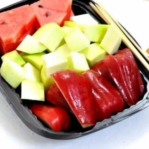 Hình ảnh Dưa hấu - mận
