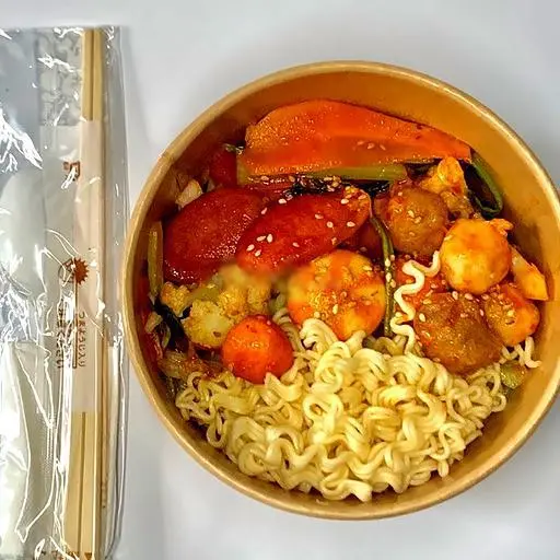 Hình ảnh Mì Trộn Viên Thập Cẩm