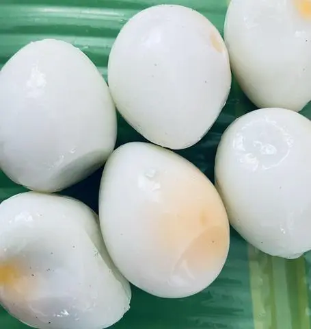 Hình ảnh Trứng cút thêm
