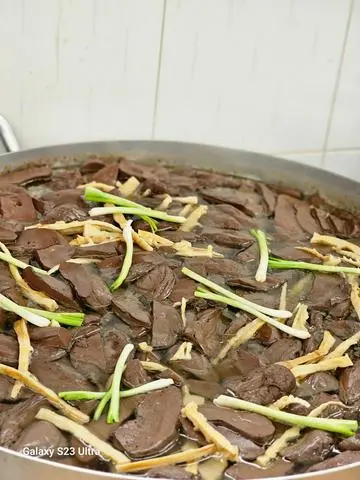 Hình ảnh Chén huyết
