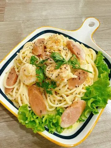 Hình ảnh mì ý tôm sốt kem 