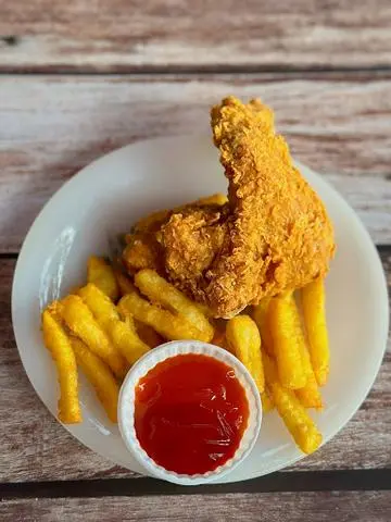 Hình ảnh Combo : cánh gà rán - khoai tây chiên