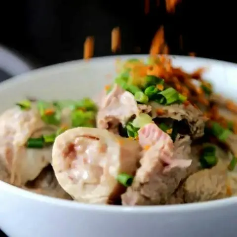 Hình ảnh Phần xương thêm xí quách