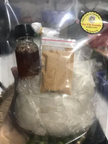 Hình ảnh Bánh tráng phơi sương muối nhuyễn sốt tắc 