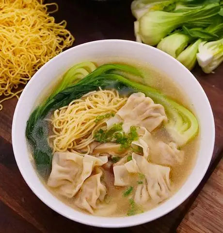 Hình ảnh hoành thánh mì tươi