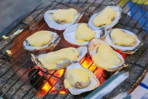 Hình ảnh Hàu nướng phô mai - 1 con