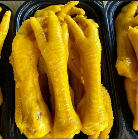Hình ảnh Chân gà ủ muối nguyên xương