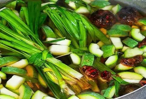 Hình ảnh  Trà bí đao hạt chia ly siêu to