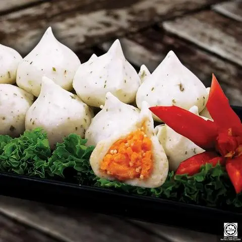 Hình ảnh Bánh bao nhân trứng cá hồi