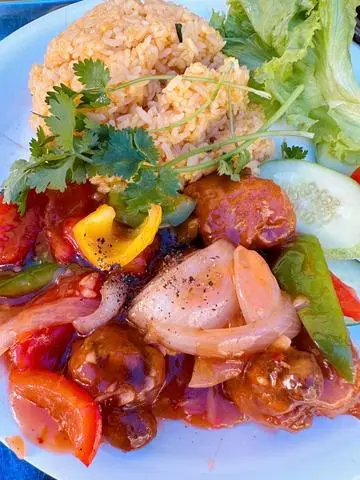 Hình ảnh Cơm hải sản xào chua ngọt