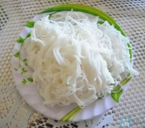 Hình ảnh Bún thêm