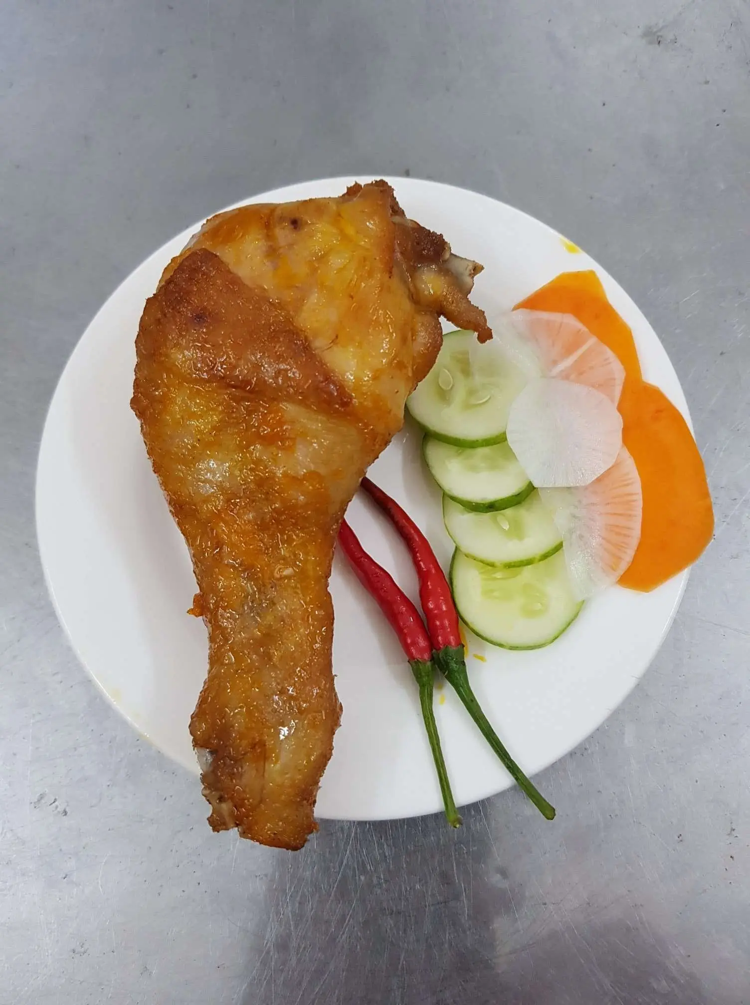 Hình ảnh Đùi tỏi( gà CN) không cơm