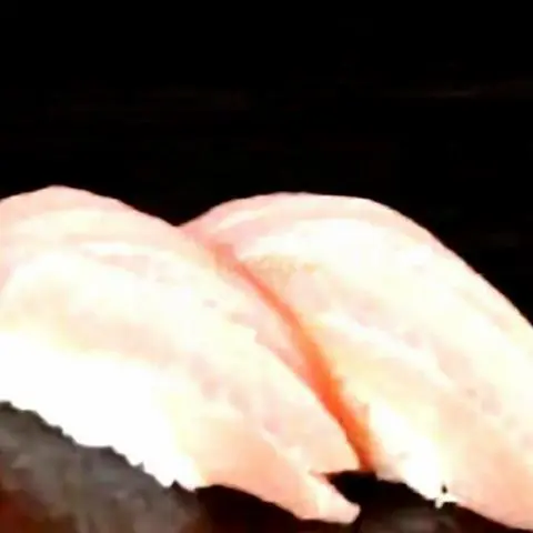 Hình ảnh Tuna harami sushi