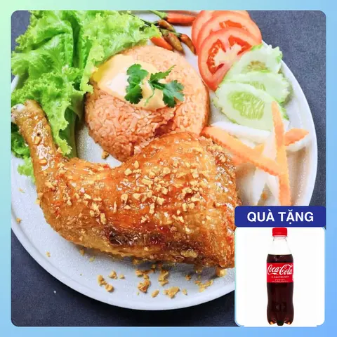 Hình ảnh Cơm GÀ SIÊU TO nhúng sốt ĐẶC BIỆT + tặng Coca