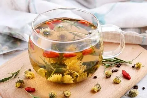 Hình ảnh Nước Sâm Bông Cúc, Kỉ Tử, Táo Đỏ (đóng chai 330ml)