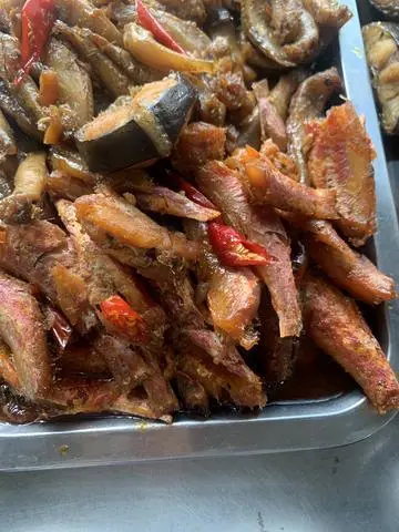 Hình ảnh Cơm cá phèn kho