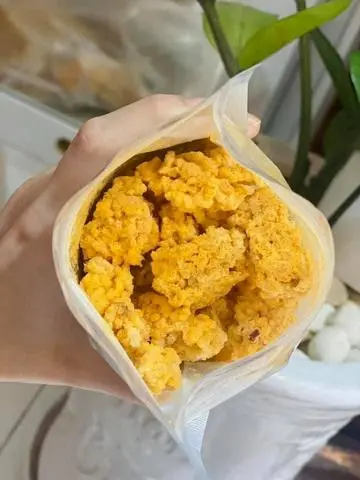 Hình ảnh cơm cháy lắc phô mai
