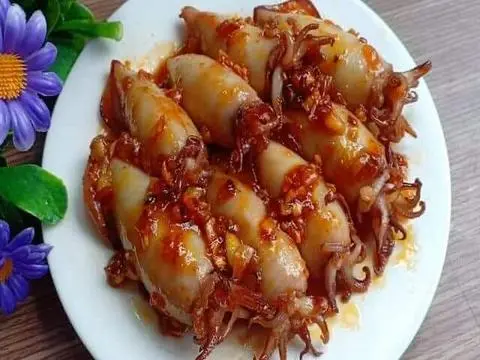 Hình ảnh cơm muc nhoi thịt 
