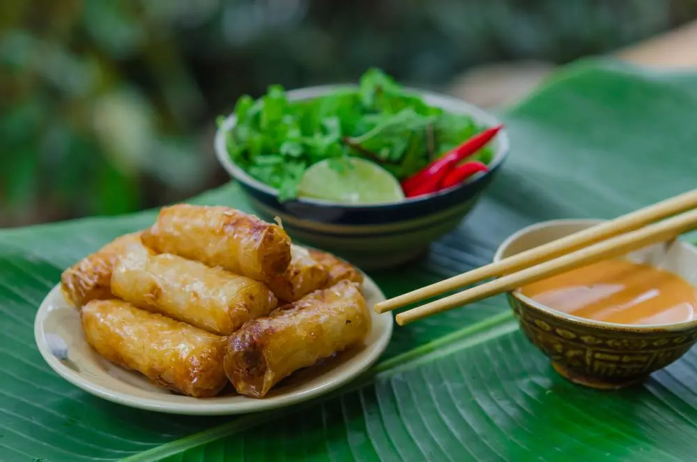 Hình ảnh BÚN GẠO CHẢ GIÒ HẢI SẢN