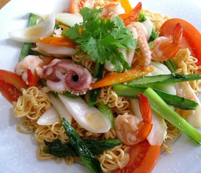 Hình ảnh Cơm Chiên Hải Sản Xào Rau