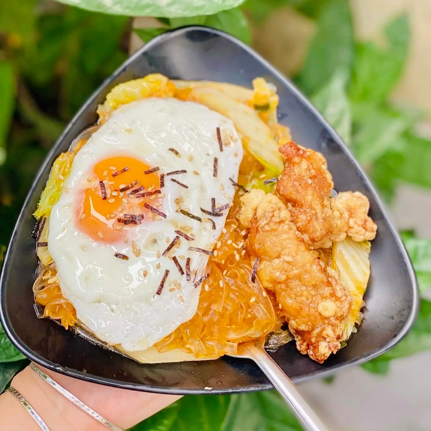 Hình ảnh Miến gà trộn chua ngọt
