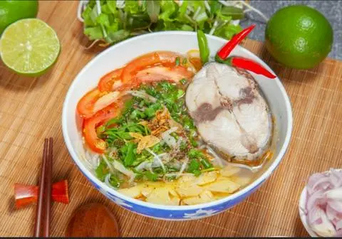 Hình ảnh Bánh Canh Cá Ngừ