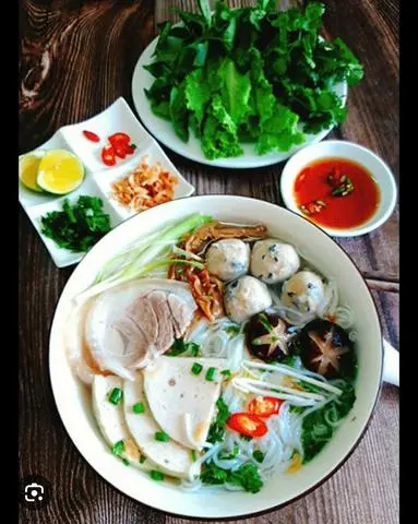 Hình ảnh Bún mọc thường