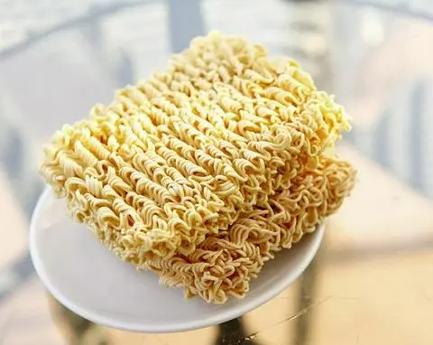 Hình ảnh Mì thêm