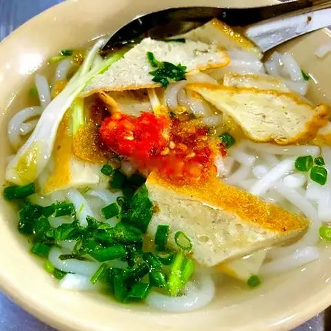 Hình ảnh bánh canh chả cá-Sợi Lớn