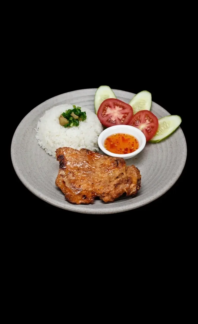 Hình ảnh cơm tấm sườn + trà tắc