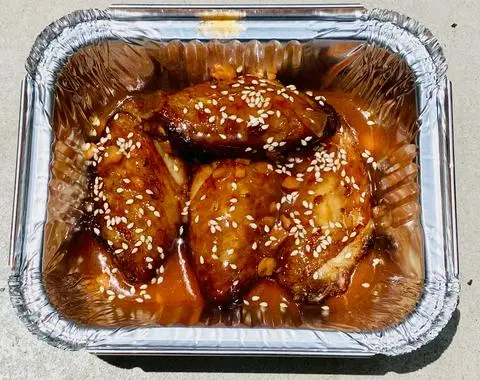Hình ảnh Cánh gà sốt mật ong 8 miếng 