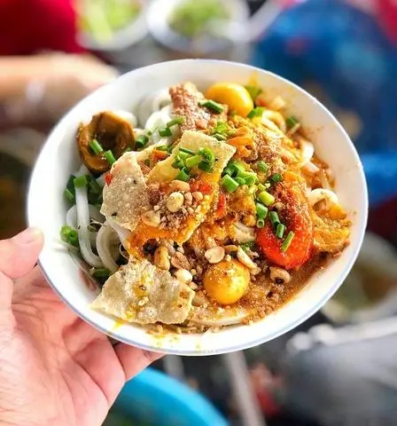 Hình ảnh Mì Quảng Đầy Đủ