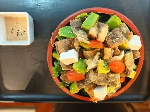 Hình ảnh Salad da cá hồi