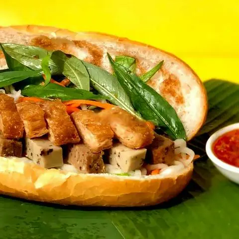 Hình ảnh Bánh mì chay Sườn Chả
