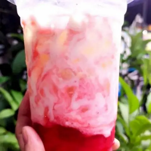 Hình ảnh Yogurt dâu đá