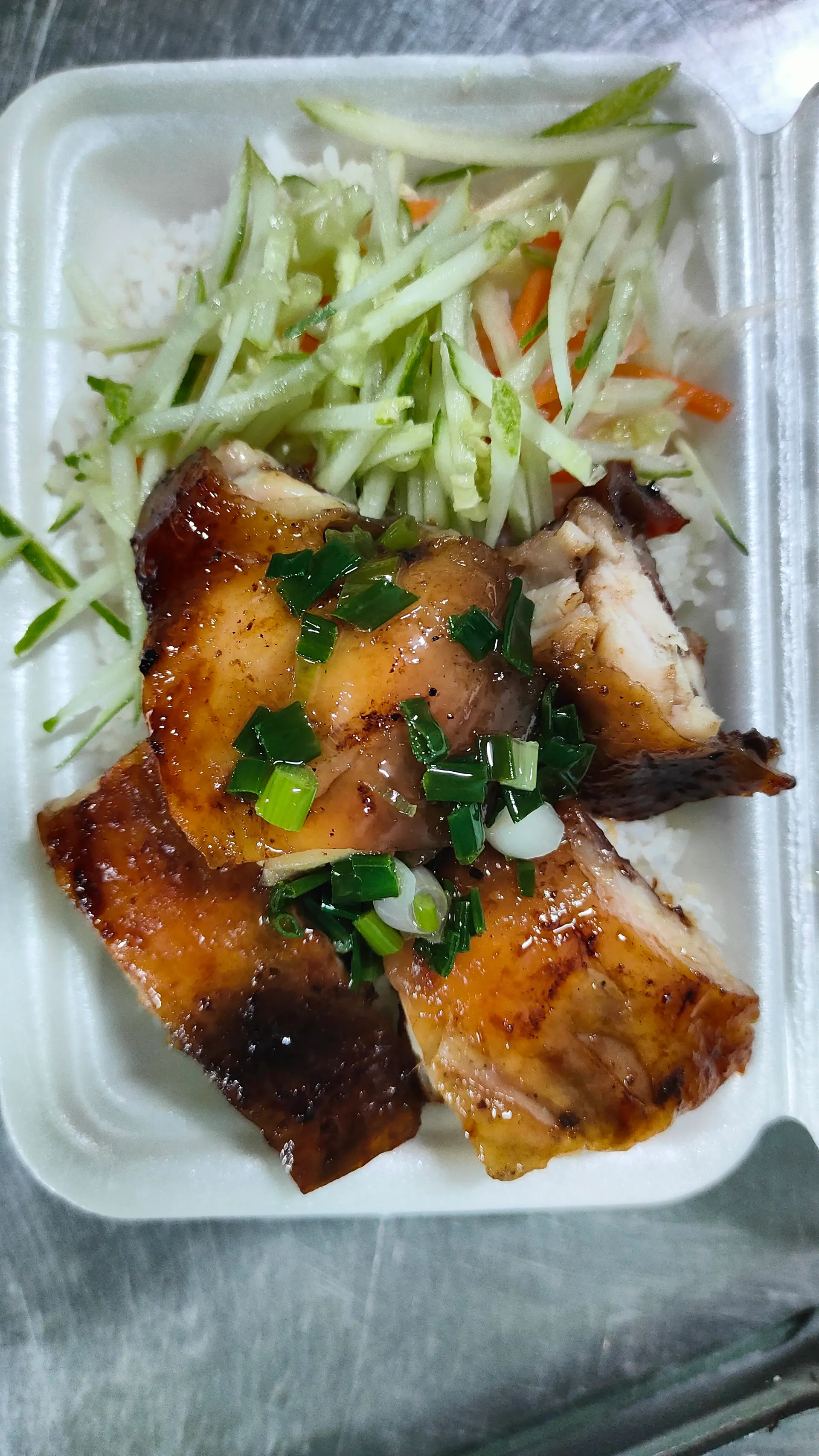 Hình ảnh Cơm má đùi