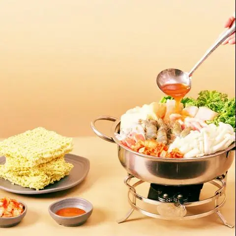 Hình ảnh Lẩu kim chi hải sản lớn